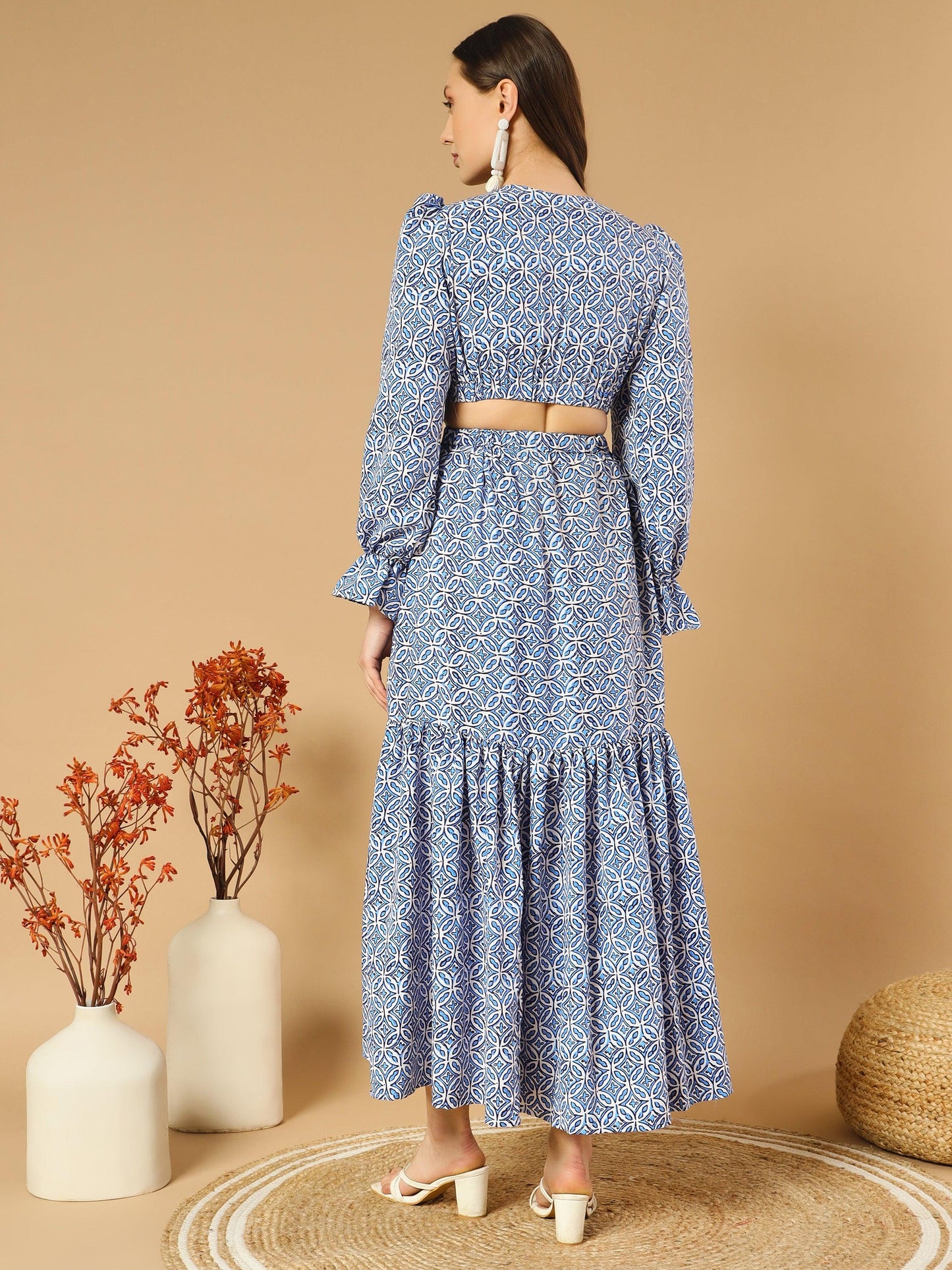 round hexa shape bluish v-neck long dress with back cut-out - snowera