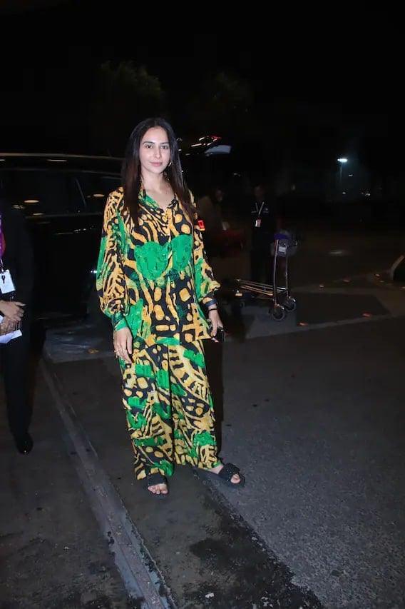 rakul preet's yellow leopard co-ord set